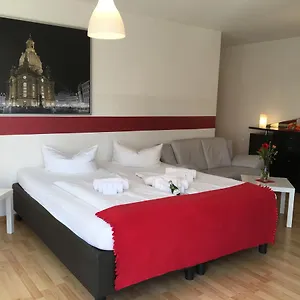 https://hotel-apartments-altstadtperle.dresdenhotels.net